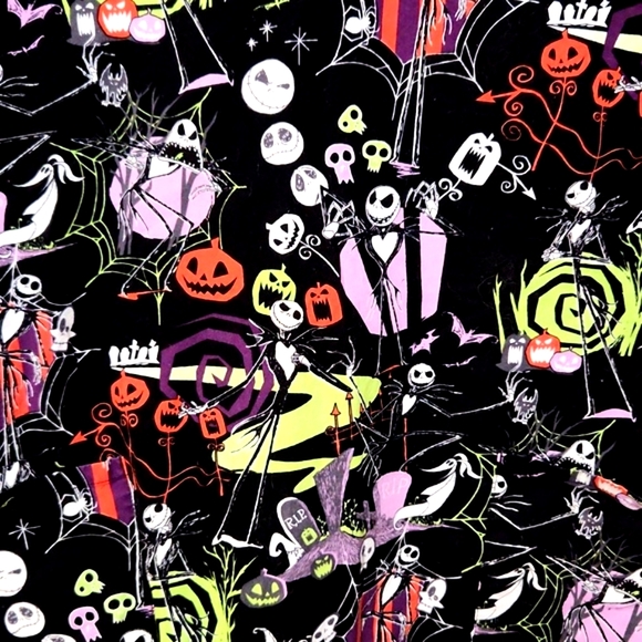 Disney The Nightmare Before Christmas Tim Burton Nurse Scrubs Size XL - Picture 3 of 11